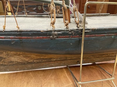 Lot 1009 - Antique model of a ship