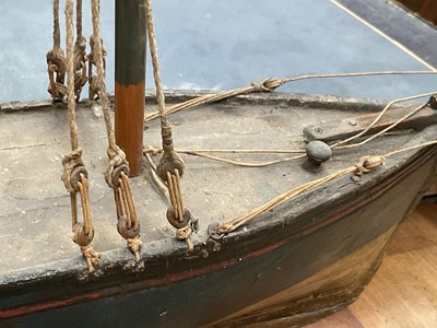 Lot 1009 - Antique model of a ship