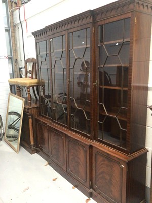 Lot 5355 - Georgian style mahogany breakfront bookcase