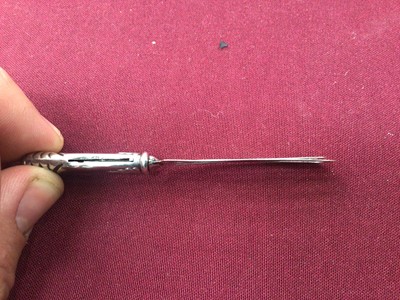 Lot 228 - Victorian silver combination bookmark/propelling pencil in the form of a butter knife (Birmingham 1887)