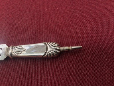 Lot 228 - Victorian silver combination bookmark/propelling pencil in the form of a butter knife (Birmingham 1887)