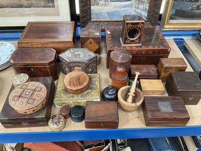 Lot 215 - Good collection of boxes