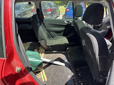 Lot 2 - 2006 Peugeot 307 SE Estate, 1.6 HDi 110 SE, 5 door manual, reg. no. LN06 OFB, finished in red with a cloth interior. The car has covered 154,000 miles, MOT expired 1st October 2024. It is suppli...