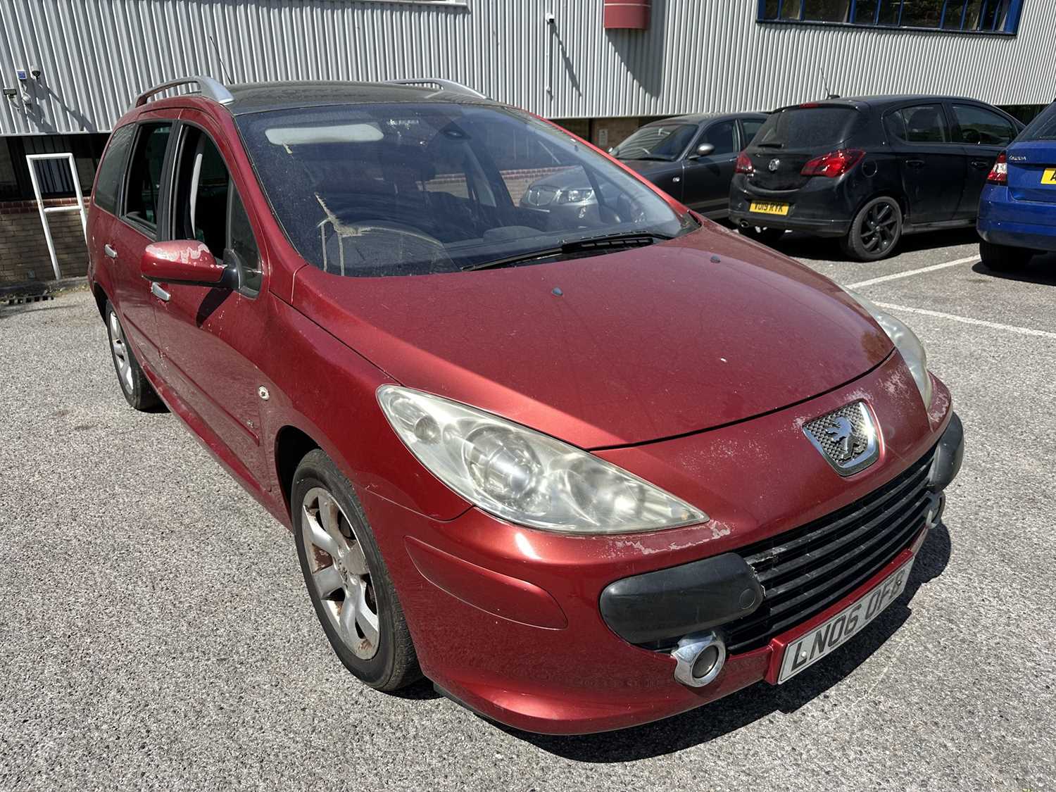 Lot 2 - 2006 Peugeot 307 SE Estate, 1.6 HDi 110 SE, 5 door manual, reg. no. LN06 OFB, finished in red with a cloth interior. The car has covered 154,000 miles, MOT expired 1st October 2024. It is suppli...
