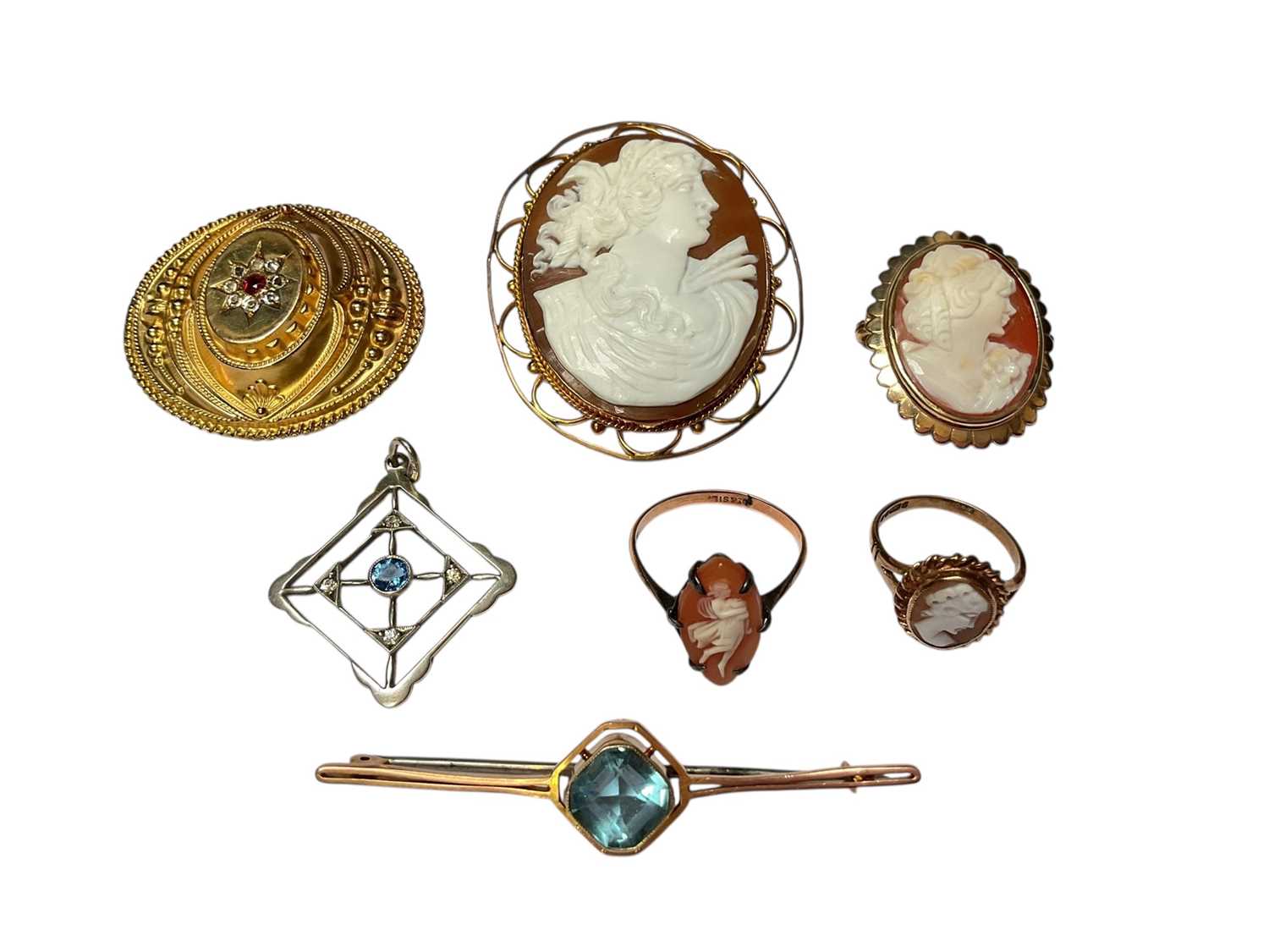 Lot 92 - Group of Victorian and later 9ct gold brooches including cameos, blue stone bar brooch, one other brooch, two cameo rings and a white gold get pendant