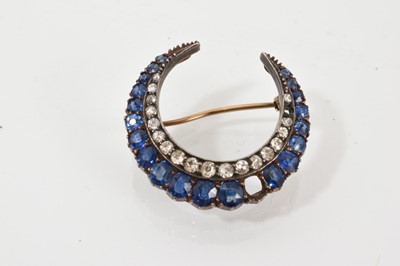 Lot 626 - Victorian diamond and sapphire crescent brooch
