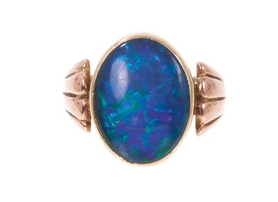 Lot 696 - Antique black opal ring (possibly a doublet/triplet)
