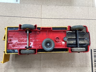 Lot 1752 - Dinky Supertoys Foden Flat truck with tailboard No.903, Leyland Octopus Flat Truck with chains No.935 & Heinz bedford van No.923, all in original boxes (Repainted) (3)