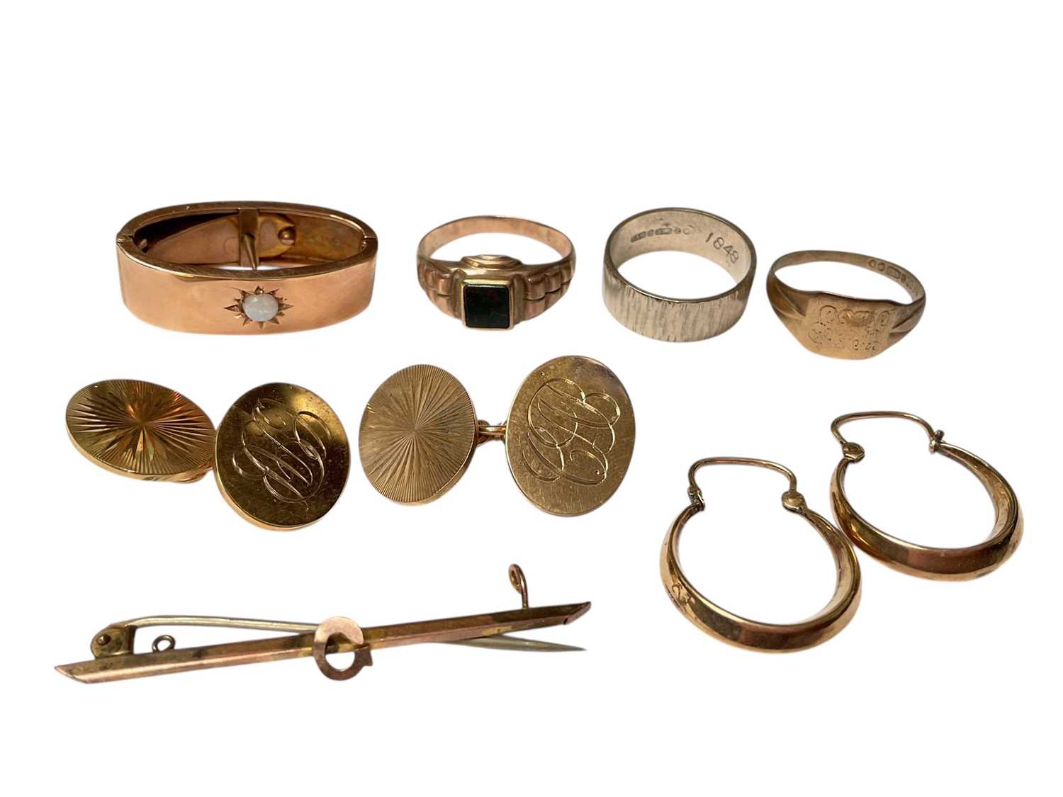 Lot 2 - Group of 9ct gold jewellery to include pair of cufflinks, pair of hoop earrings, scarf clip set with an opal, bar brooch and three rings
