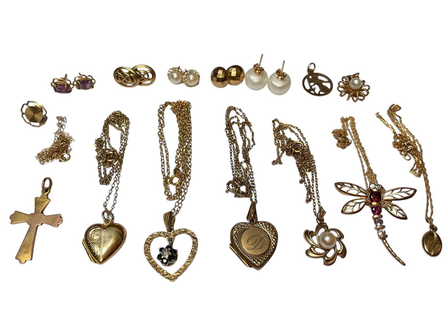 Lot 199 - Group of 9ct gold and yellow metal pendants, chains and earrings