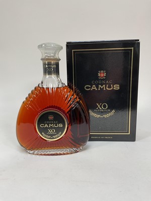 Lot 26 - One bottle, Camus XO Superieur Cognac, 40%, 70cl., boxed