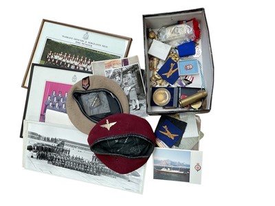 Lot 659 - Parachute Regiment Beret, SAS Bret and collection of cap badges and sundry Militaria.
