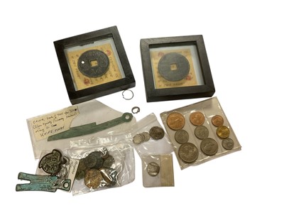 Lot 513 - World - Mixed coins