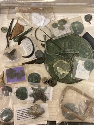 Lot 1080 - Collection of mudlarking or detecting finds, antiquities metalwares, etc