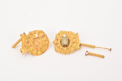 Lot 1093 - Pair of very early gold earrings, Egyptian of Byzantine