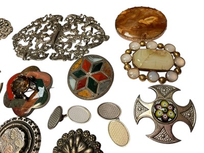 Lot 46 - Collection of silver and white metal brooches including Scottish hardstone brooches, agate brooches, paste set brooches, Victorian silver buckle, silver and mother of pearl fruitknife etc