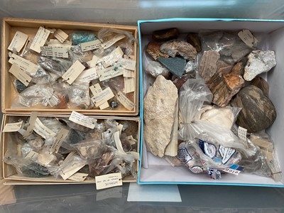 Lot 2620 - Collection of geological specimens and stones, many annotated