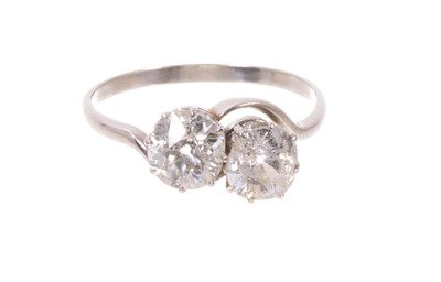 Lot 645 - Diamond two-stone ring