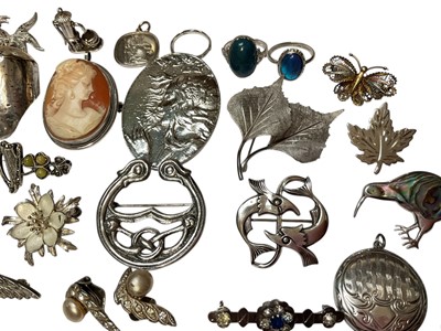 Lot 170 - Group of silver and white metal jewellery including Norwegian silver and enamel brooches, RAF sweetheart brooch, cameo brooch, amber etc