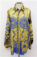 Lot 3073 - Gentlemen's Gianni Versace silk shirt in...