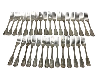 Lot 551 - Thirty-two 19th century silver Fiddle and Thread pattern forks