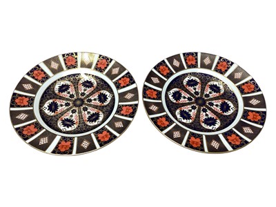Lot 998 - Pair of Royal Crown Derby Imari plates, pattern number 1128, 27cm diameter together with a matching octagonal bowl, 21cm (3)
