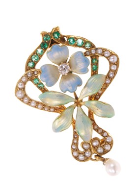 Lot 635 - Art Nouveau enamel brooch