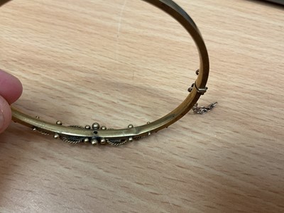 Lot 224 - Edwardian 15ct gold diamond three stone hinged bangle with applied ropetwist and ball decoration (Birmingham 1902)