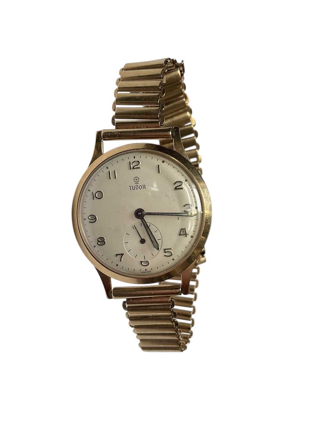 Lot 204 - 1960s 9ct gold Tudor wristwatch