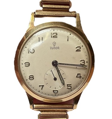 Lot 204 - 1960s 9ct gold Tudor wristwatch