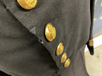 Lot 89 - Fine 1930s King George V Privy Councillor's uniform (3rd class)