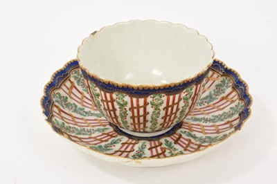 Lot 66 - Worcester Hop Trellis pattern tea bowl and saucer, circa 1772