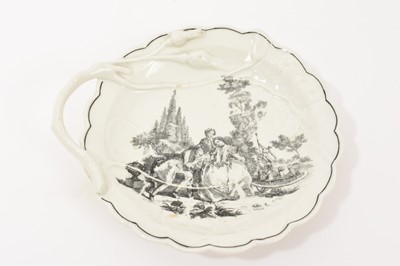 Lot 304 - Worcester Blind Earl sweetmeat dish, printed by Robert Hancock with L’Amour, circa 1765-70