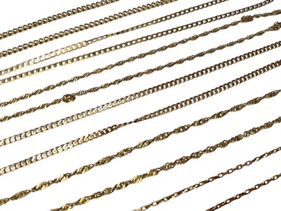 Lot 246 - Six 9ct gold chains, various