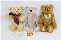 Lot 2769 - Teddy Bears - Steiff 'Perfekt' Bear 662447...