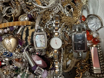 Lot 265 - Costume jewellery and wristwatches