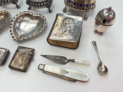 Lot 275 - Group of assorted silver items to include an early Victorian silver snuff box, (Birmingham 1838), two silver mustard pots, trowel book mark and other items (various dates and makers), approximat...