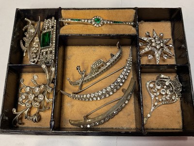 Lot 284 - Collection of vintage silver paste set brooches and Belle Époque silver pendant necklace