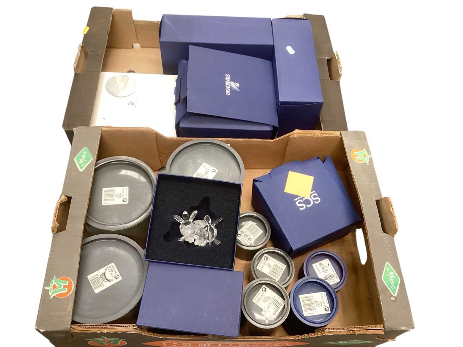 Lot 1122 - Collection of boxed Swarovski Crystal models including Lovebirds on a branch, Turtle, Owlet etc (14)