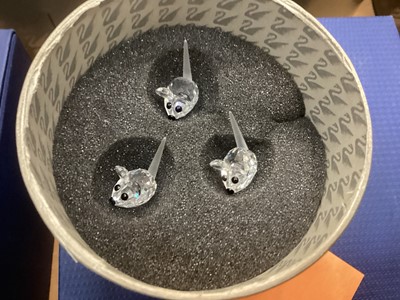 Lot 1122 - Collection of boxed Swarovski Crystal models including Lovebirds on a branch, Turtle, Owlet etc (14)