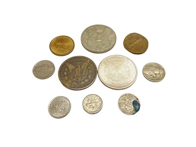 Lot 461 - U.S. - Mixed coinage to include U.S. silver Dollars 1881o G-VG, 1881s UNC and eight base metal coins (10 coins)
