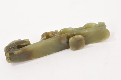 Lot 1098 - Chinese jade belt hook