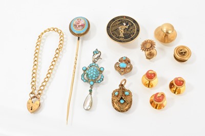 Lot 605 - Group of antique jewellery to include a fine quality 19th century French gold and enamel chinoiserie dress stud, three Victorian coral and gold snake studs, other Victorian dress studs, turquois...
