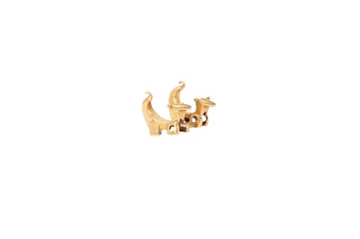 Lot 1112 - Double Zoomorphic gold pendant, possibly Pre-Columbian