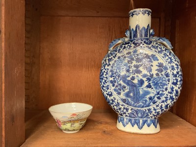 Lot 82 - Chinese blue and white pilgrim vase / 19th century Canton enamelled teabowl