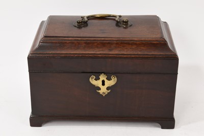 Lot 1091 - 18th century mahogany tea caddy with brass escutcheon and swing handle to lid, the fitted interior with three tin canisters, 23.5 x 14.7cm
