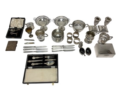 Lot 588 - Good group of miscellaneous silver