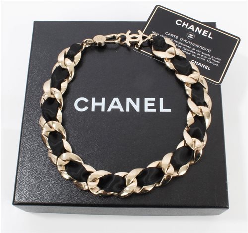 Chanel clearance ribbon choker