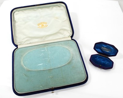Lot 760 - A fine Victorian blue velvet jewel box for a necklace, the silk lined lid with retailer's name 'R & S Garrard & Co. Goldsmiths and Jewellers to The Crown, 25 Haymarket, London', the turq...