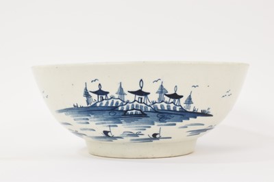 Lot 67 - Worcester blue and white bowl, circa 1775, painted in the Rock Strata Island pattern, 22.75cm diameter